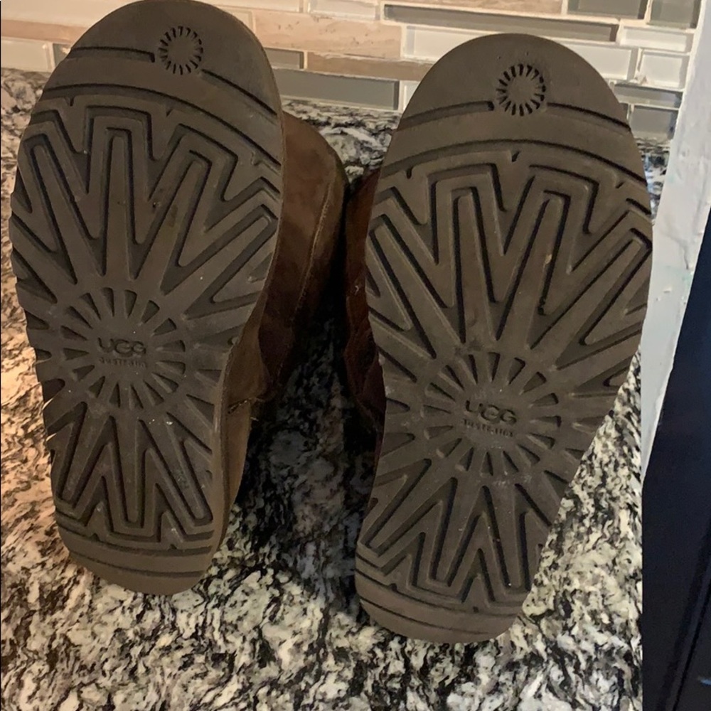 Size 9 Brown Uggs - image 3